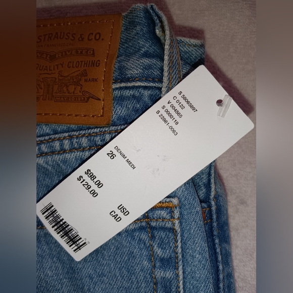 🆕Levi's Urban Outfitters High Rise Wedgie Jeans Distressed Ripped Size 26 - Picture 6 of 14